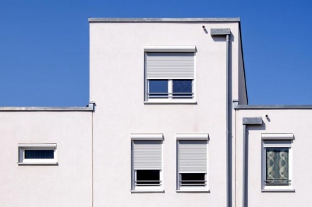 Portes d'entr&eacute;e &agrave; &Eacute;couflant, comment bien choisir ?
